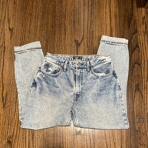 Abercrombie mom jeans